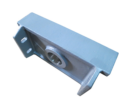 Hydraulic cylinder mounting block of tipper